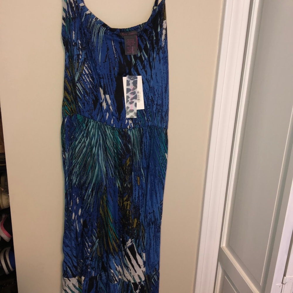 Blue tropical print flowy sun dress
